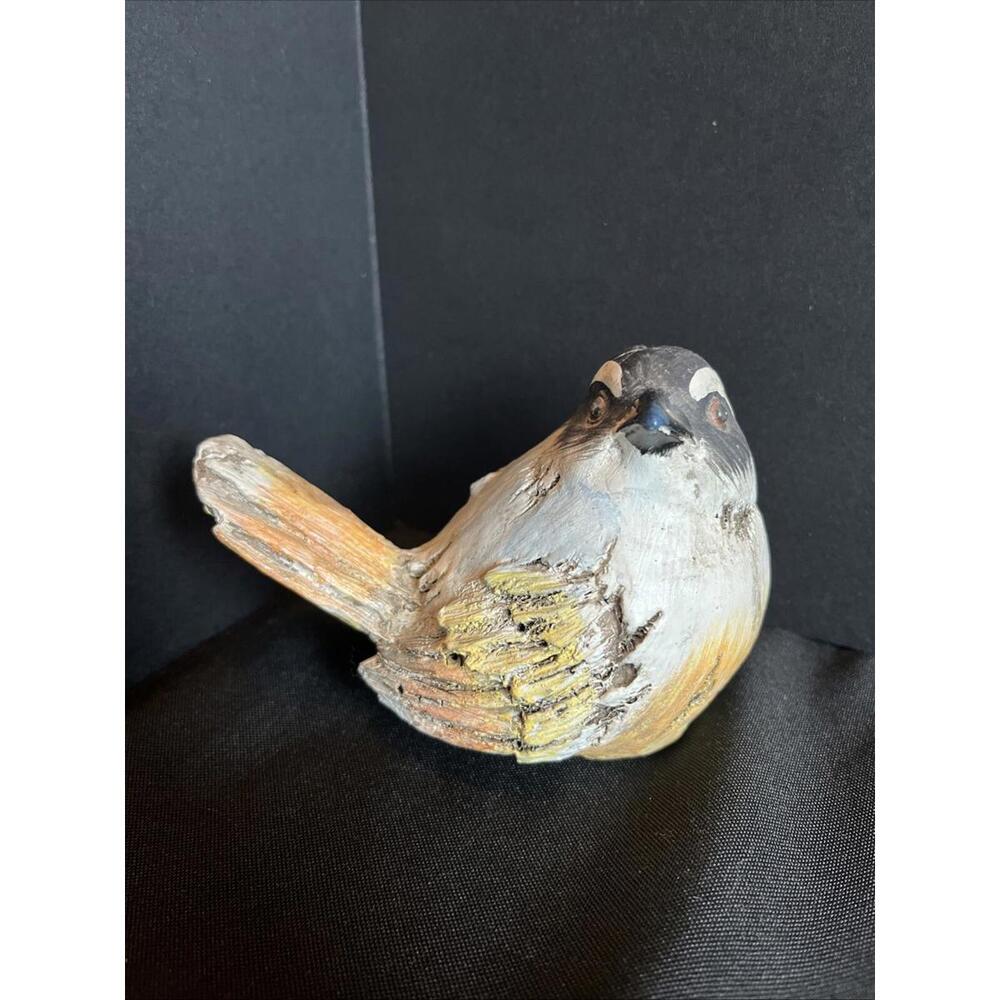 VTG Gerson Inter. made 5inch X 3.5 Inch bird figurine In Great Condition Decor